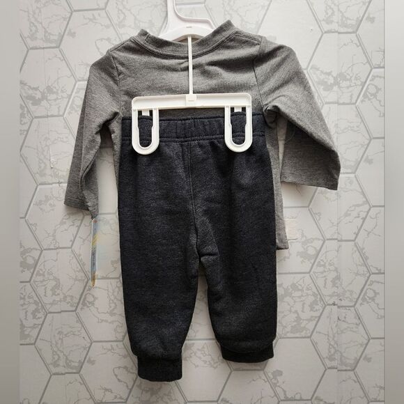 Nwt Boy's Christmas Holiday Clothes Bundle,  Size 12 months - Picture 7 of 9